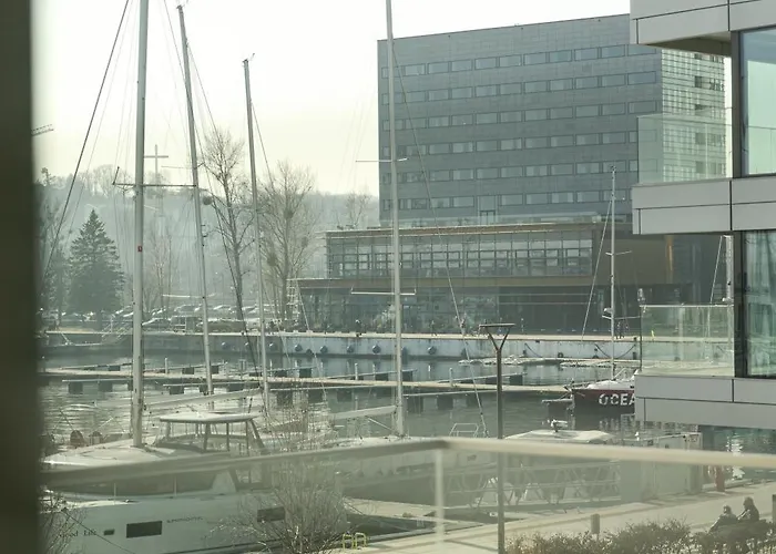 Yacht Park - Delux Waterfront With Parking Apartment Gdynia